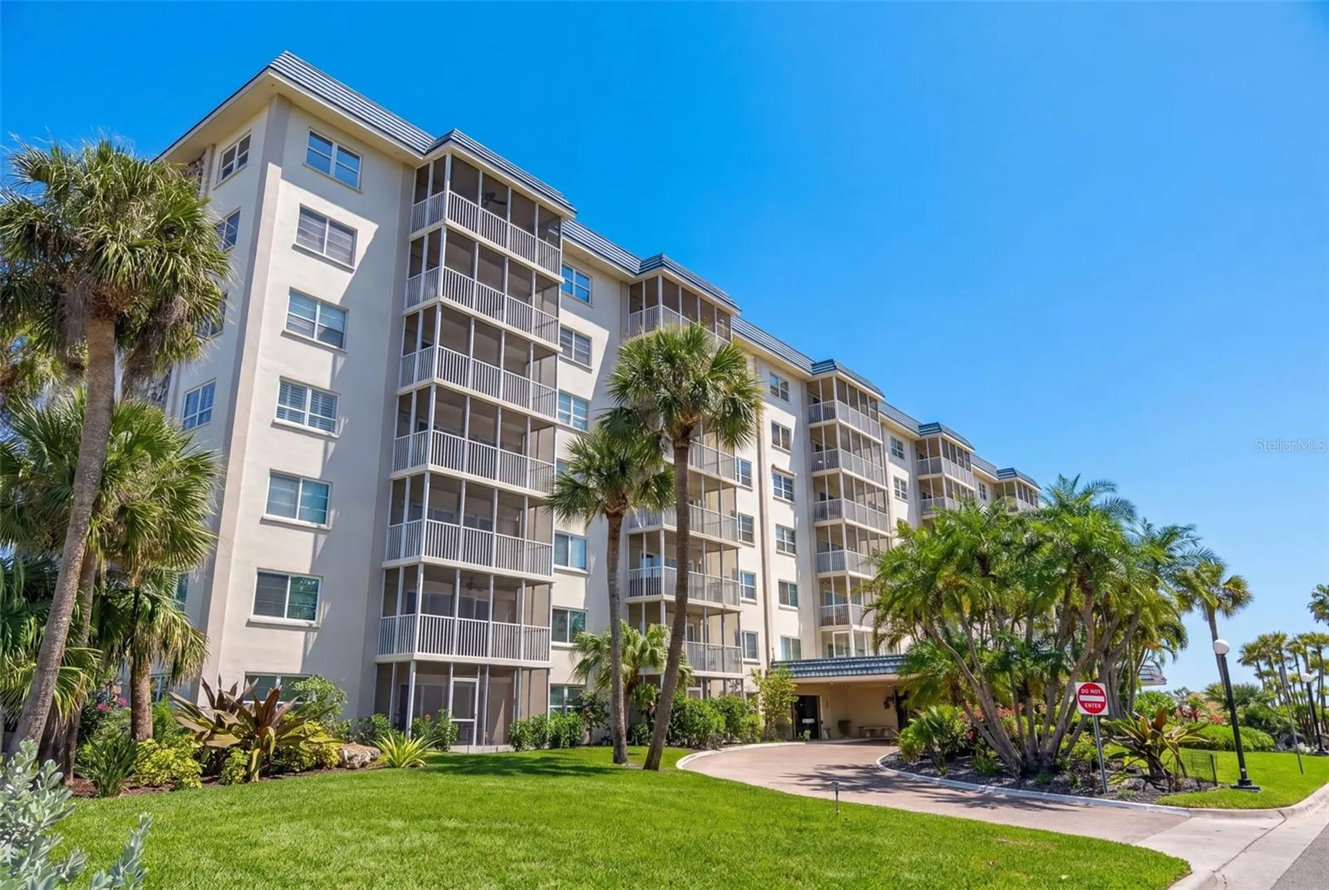 800 Benjamin Franklin Drive Sarasota FL 34236