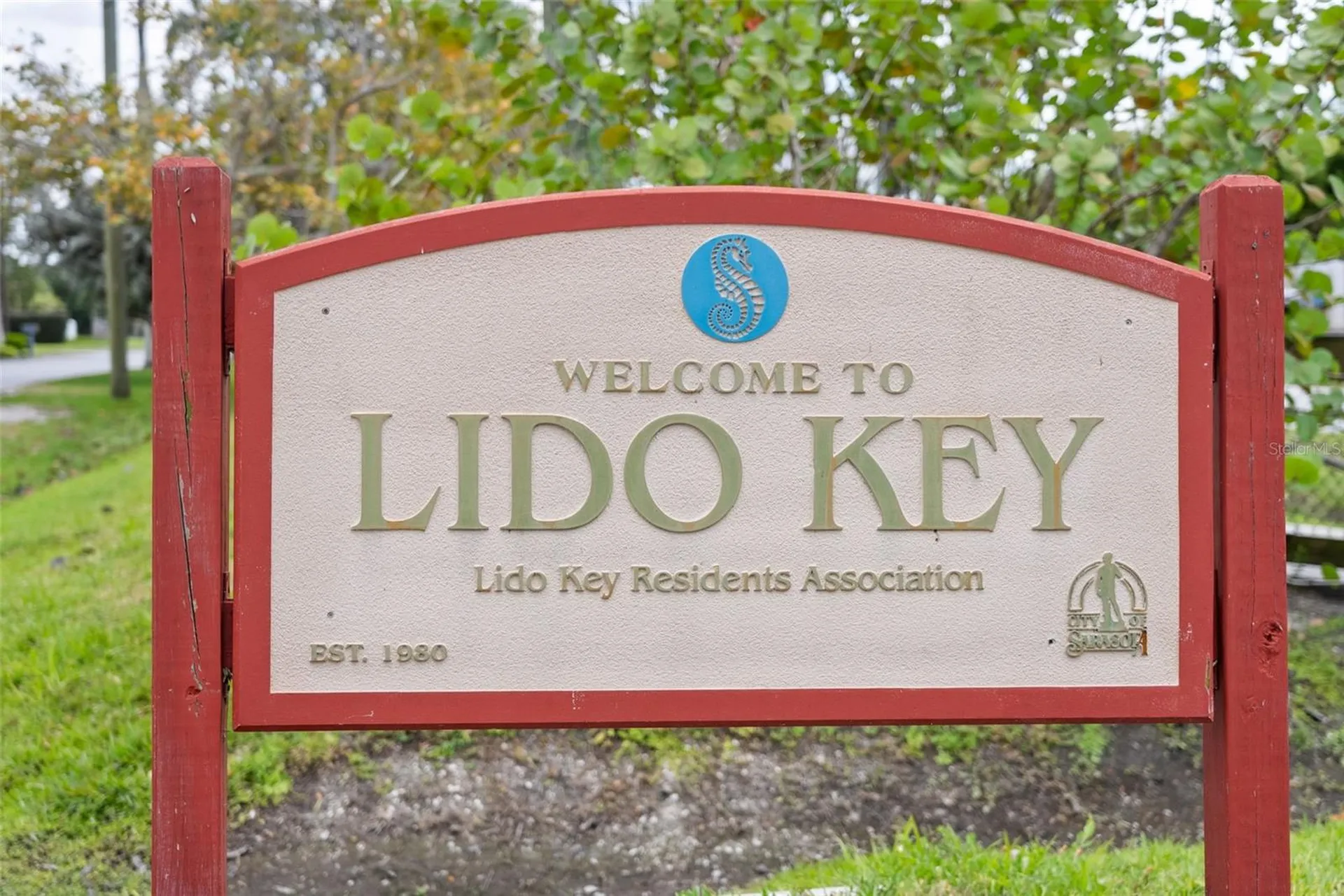 800 Benjamin Franklin Drive Sarasota FL 34236