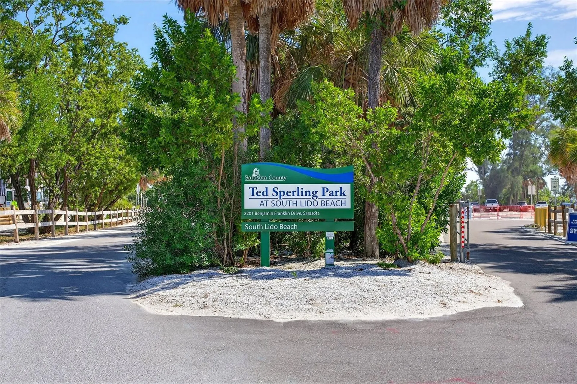 800 Benjamin Franklin Drive Sarasota FL 34236