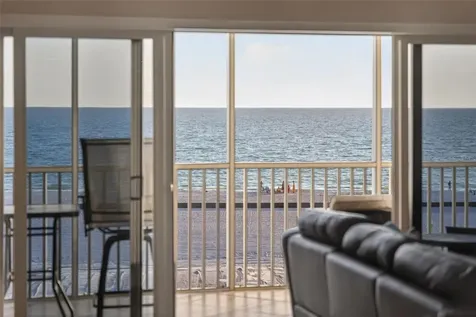 800 Benjamin Franklin Drive Sarasota FL 34236
