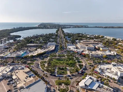 800 Benjamin Franklin Drive Sarasota FL 34236