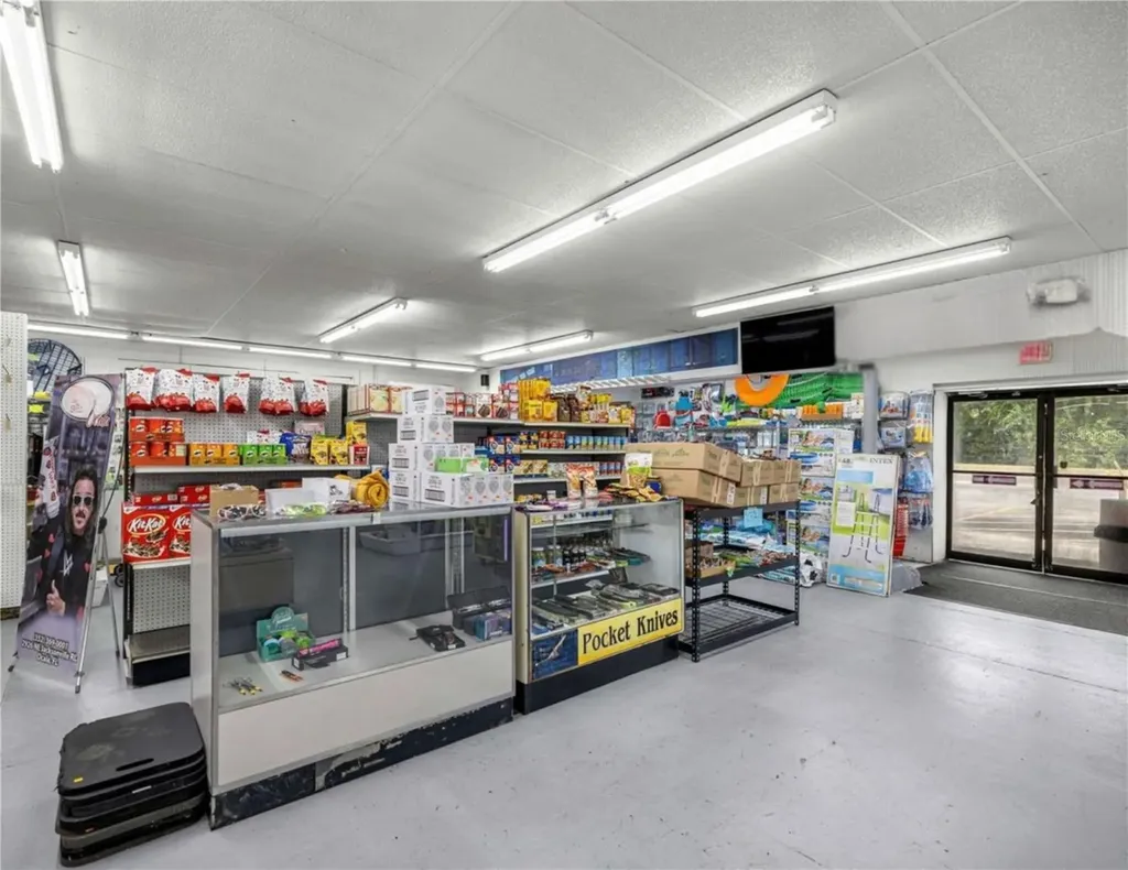 2926/3010 NE Jacksonville Road Ocala FL 34479