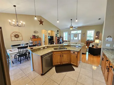 1401 Lindsey Road Plant City FL 33566