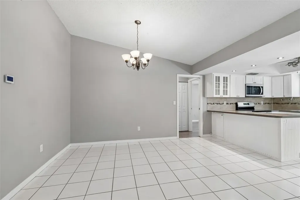 1733 Sutton Place Dunedin FL 34698