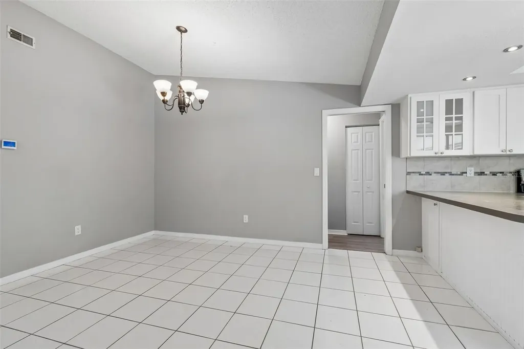 1733 Sutton Place Dunedin FL 34698