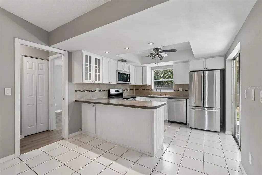 1733 Sutton Place Dunedin FL 34698