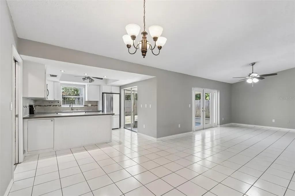 1733 Sutton Place Dunedin FL 34698
