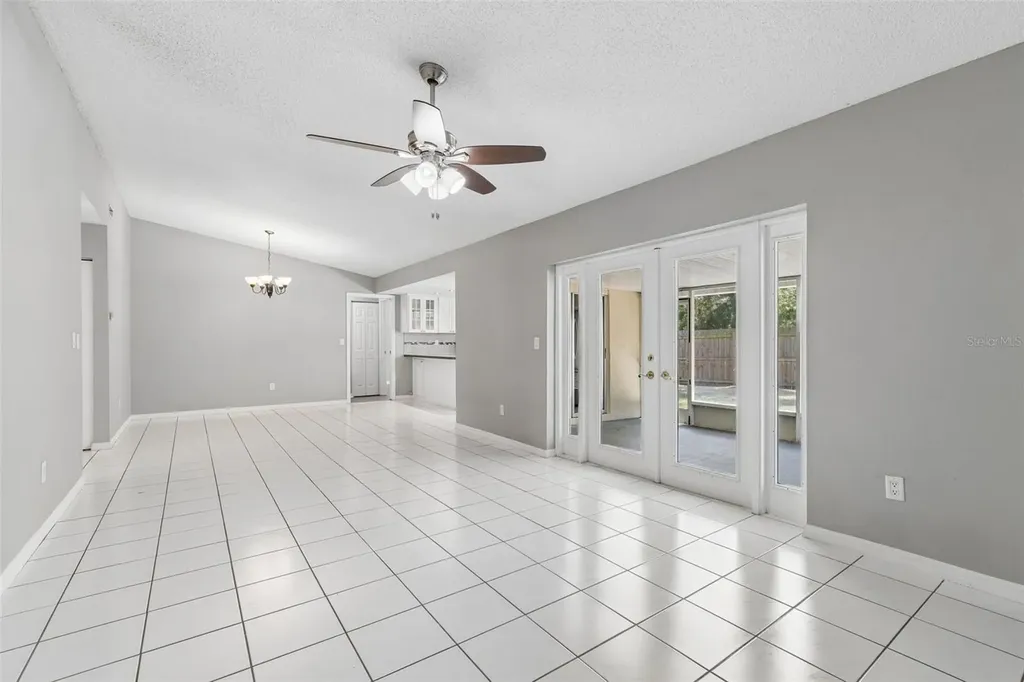 1733 Sutton Place Dunedin FL 34698