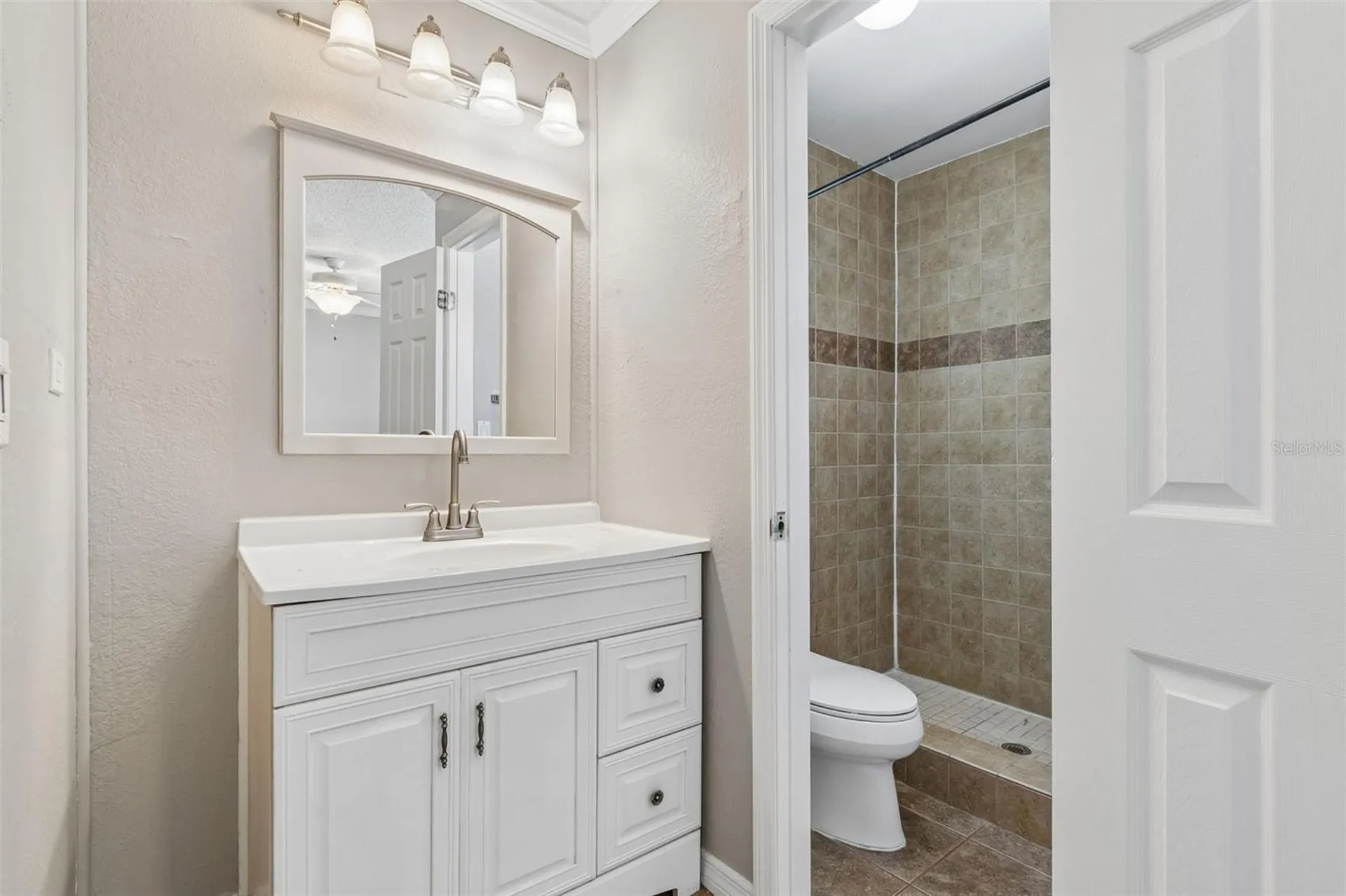 1733 Sutton Place Dunedin FL 34698