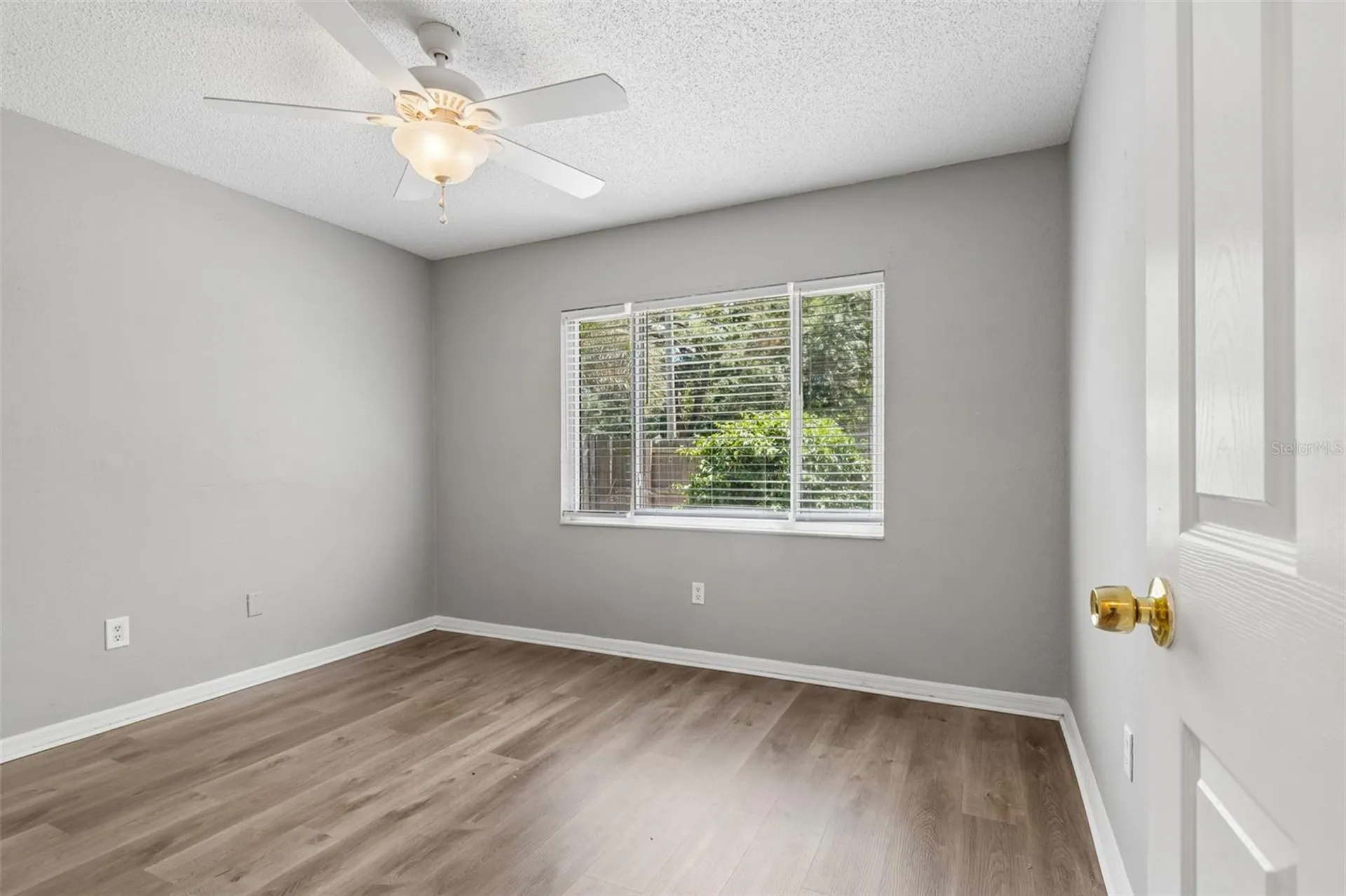 1733 Sutton Place Dunedin FL 34698