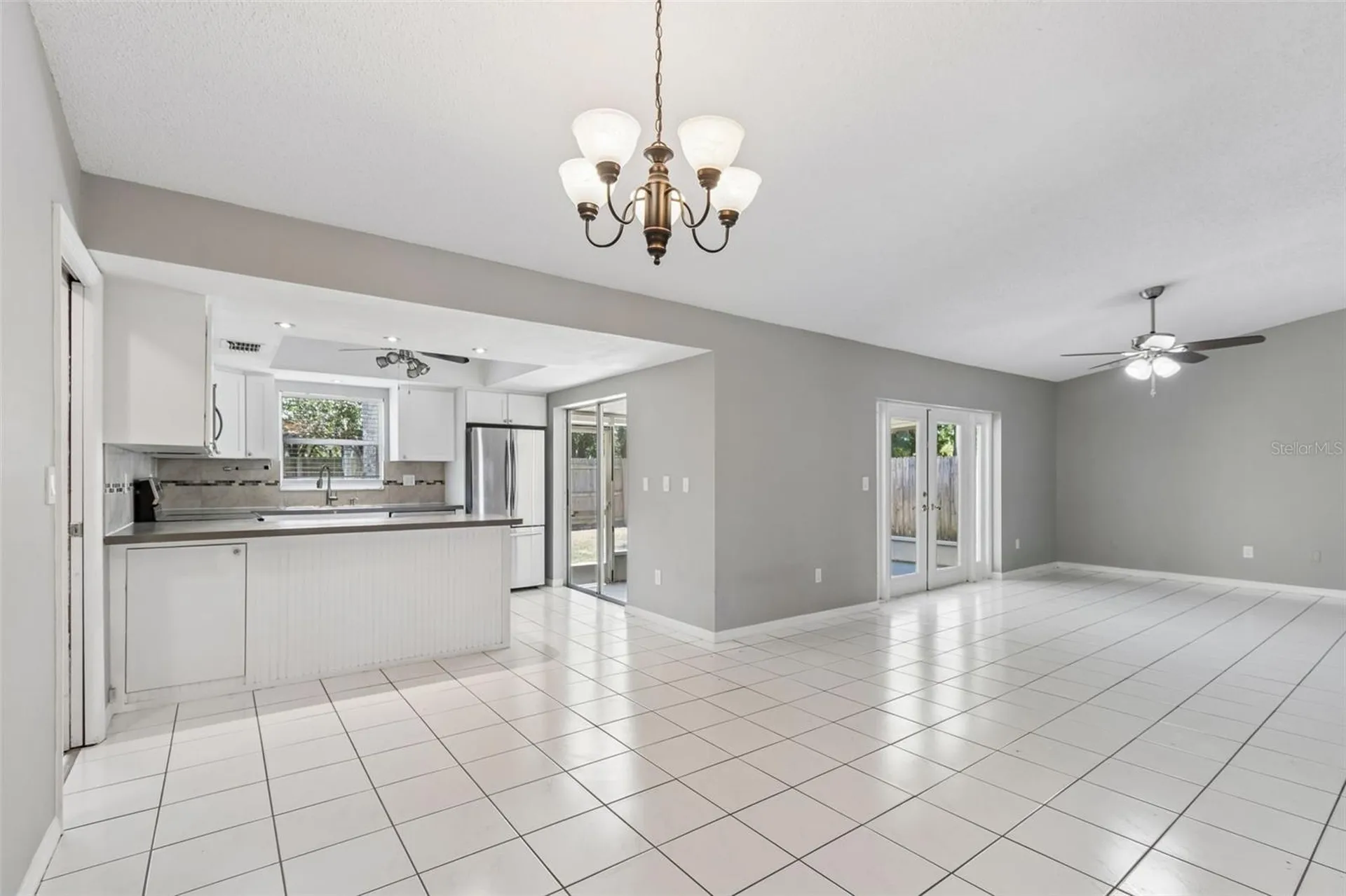 1733 Sutton Place Dunedin FL 34698