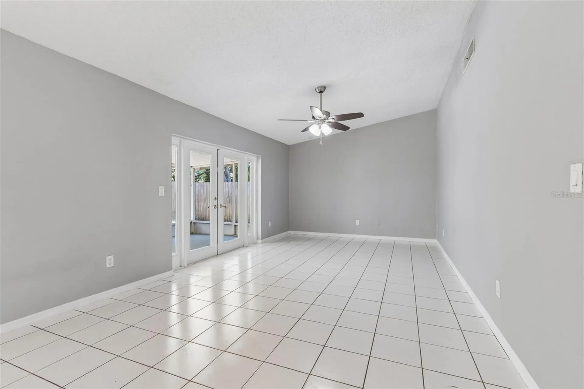 1733 Sutton Place Dunedin FL 34698