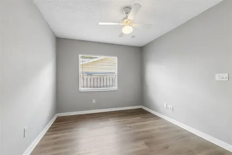 1733 Sutton Place Dunedin FL 34698