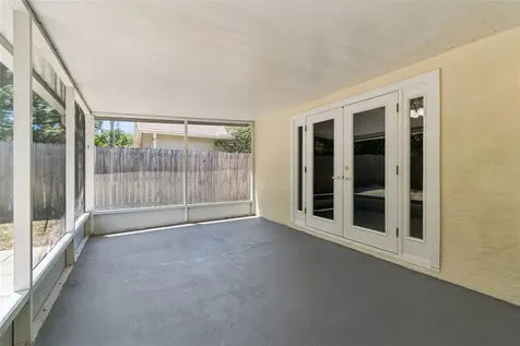 1733 Sutton Place Dunedin FL 34698