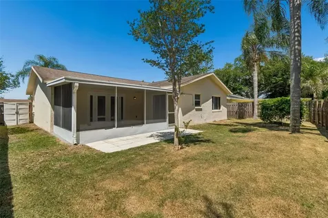 1733 Sutton Place Dunedin FL 34698