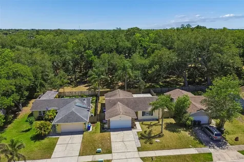 1733 Sutton Place Dunedin FL 34698