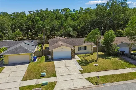 1733 Sutton Place Dunedin FL 34698