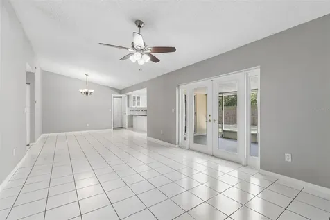 1733 Sutton Place Dunedin FL 34698