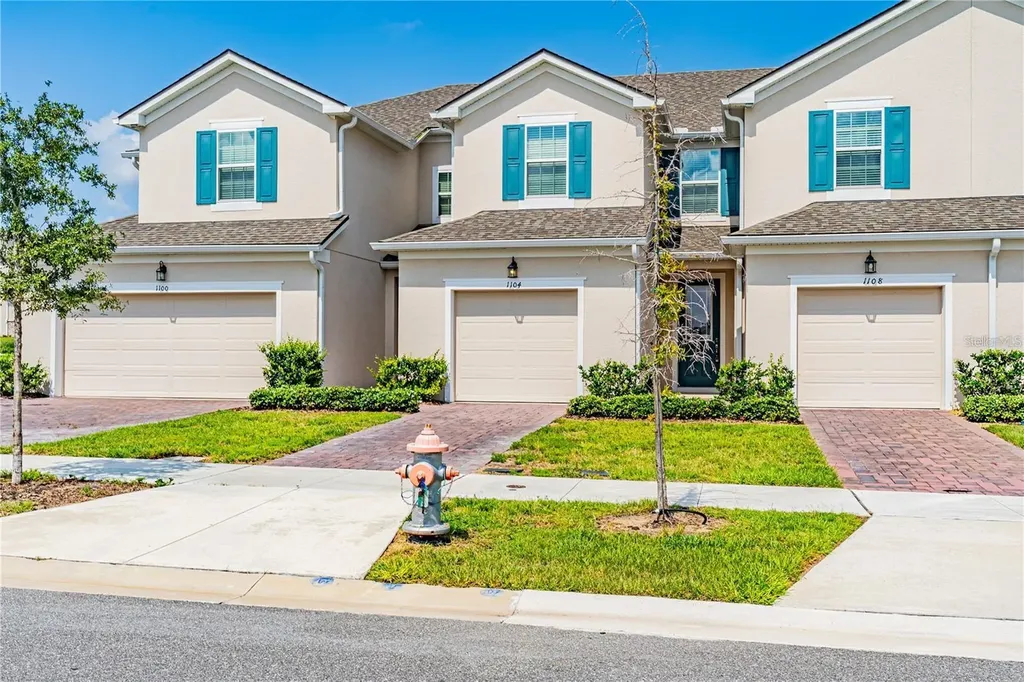 1104 Lakeshore Breeze Place Kissimmee FL 34747