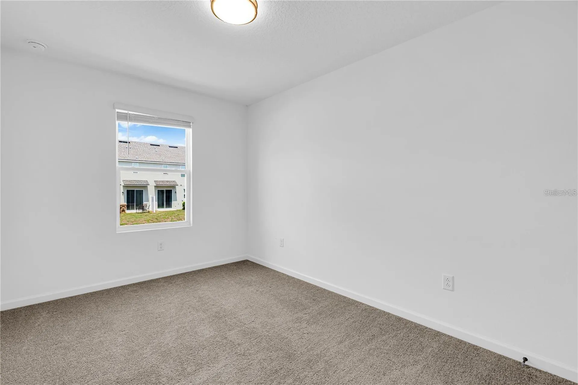 1104 Lakeshore Breeze Place Kissimmee FL 34747