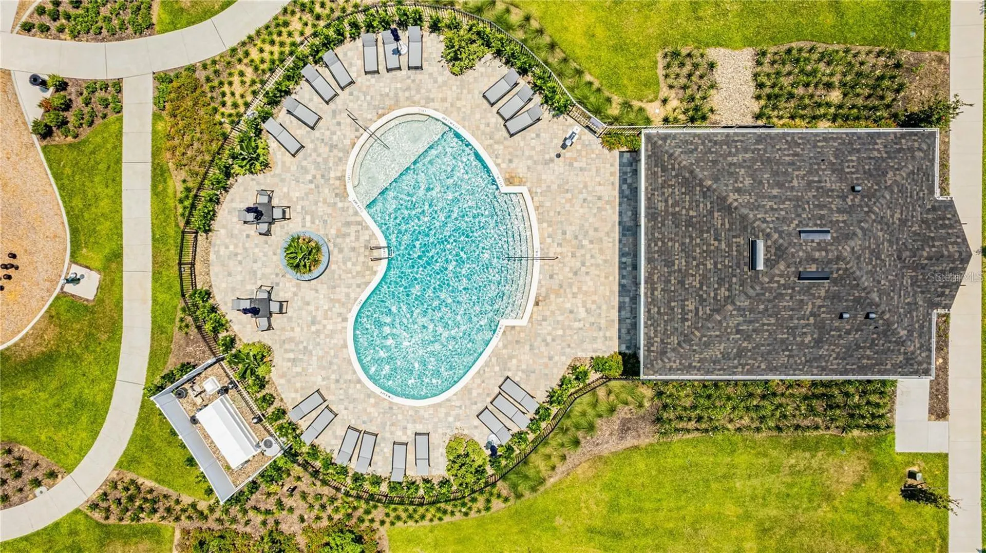 1104 Lakeshore Breeze Place Kissimmee FL 34747