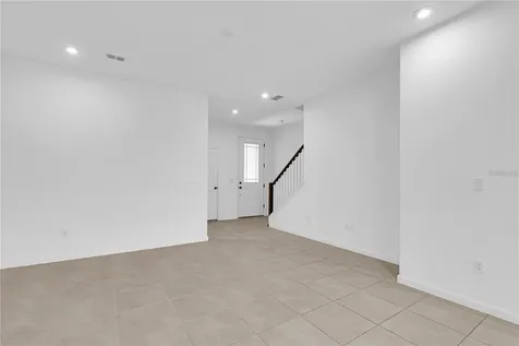 1104 Lakeshore Breeze Place Kissimmee FL 34747