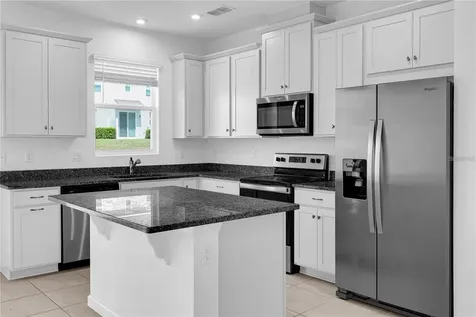 1104 Lakeshore Breeze Place Kissimmee FL 34747
