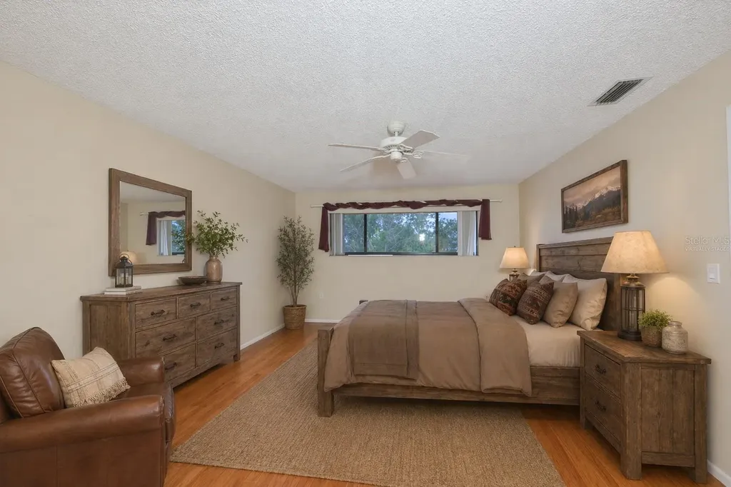 11265 73rd Avenue Seminole FL 33772