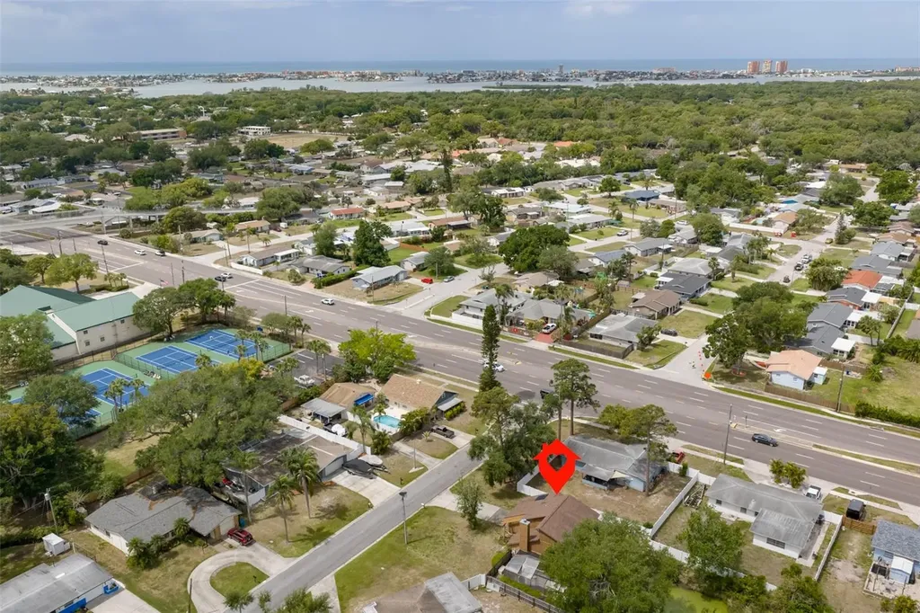 11265 73rd Avenue Seminole FL 33772