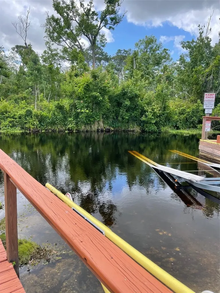 2804 Wekiva Road Tavares FL 32778