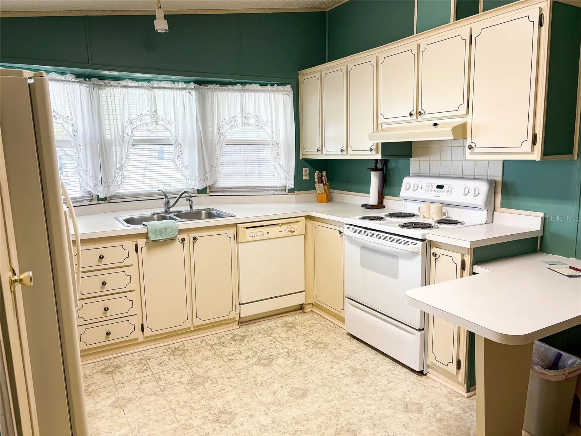 2804 Wekiva Road Tavares FL 32778