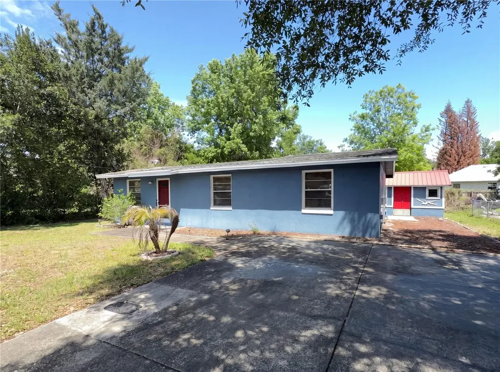1385 Bender Avenue Daytona Beach FL 32117