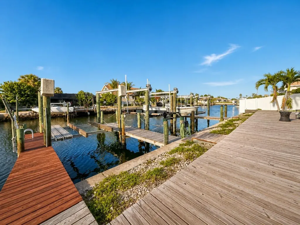 1013 Apollo Beach Boulevard Apollo Beach FL 33572