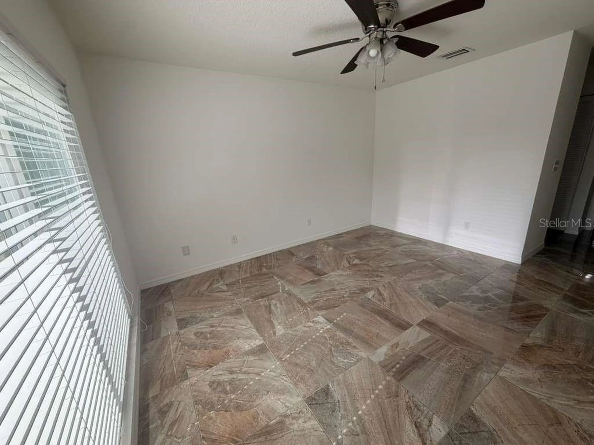 327 N Cervidae Drive Apopka FL 32703