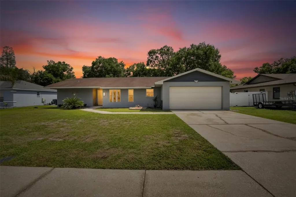 3734 Opal Drive Mulberry FL 33860