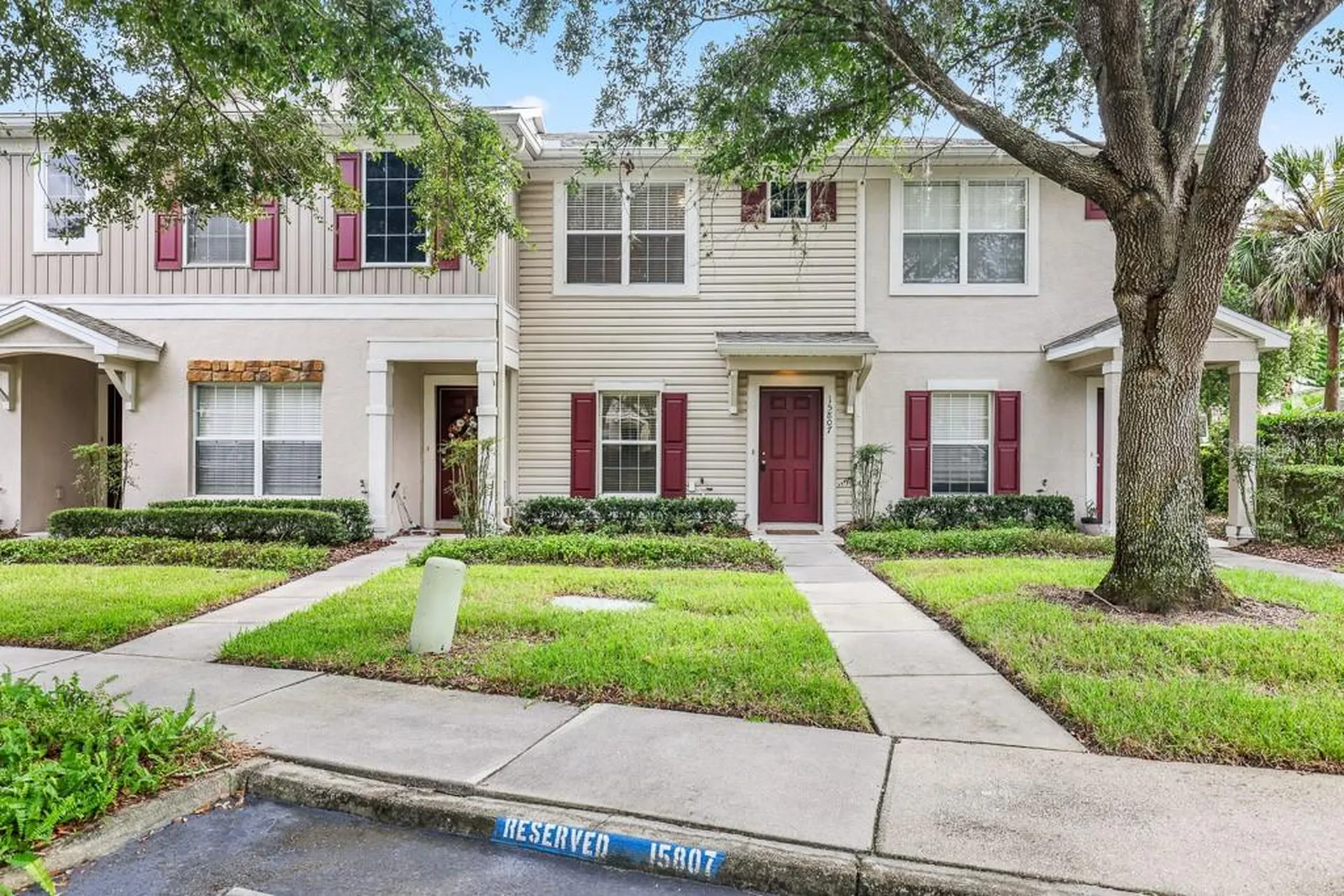 15807 Fishhawk Falls Drive Lithia FL 33547