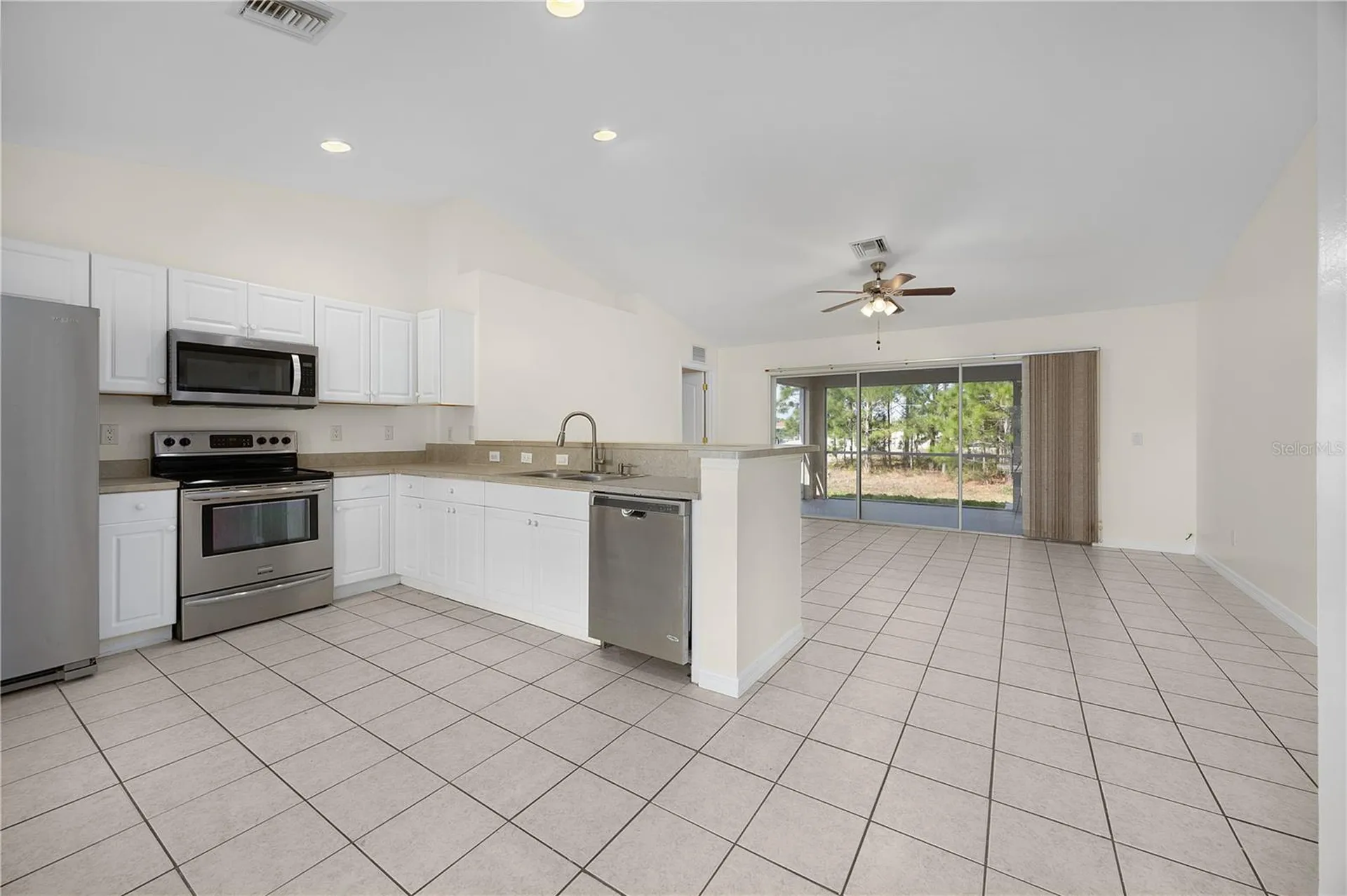 1028 Columbus Boulevard S Lehigh Acres FL 33974