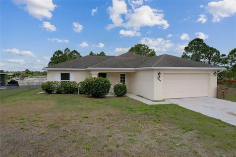 1028 Columbus Boulevard S Lehigh Acres FL 33974