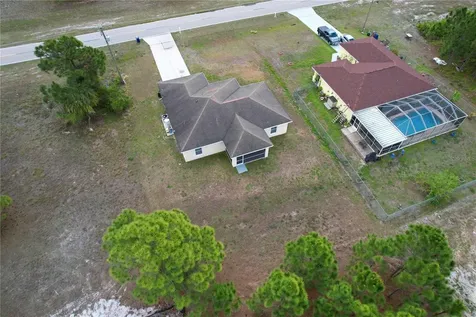 1028 Columbus Boulevard S Lehigh Acres FL 33974