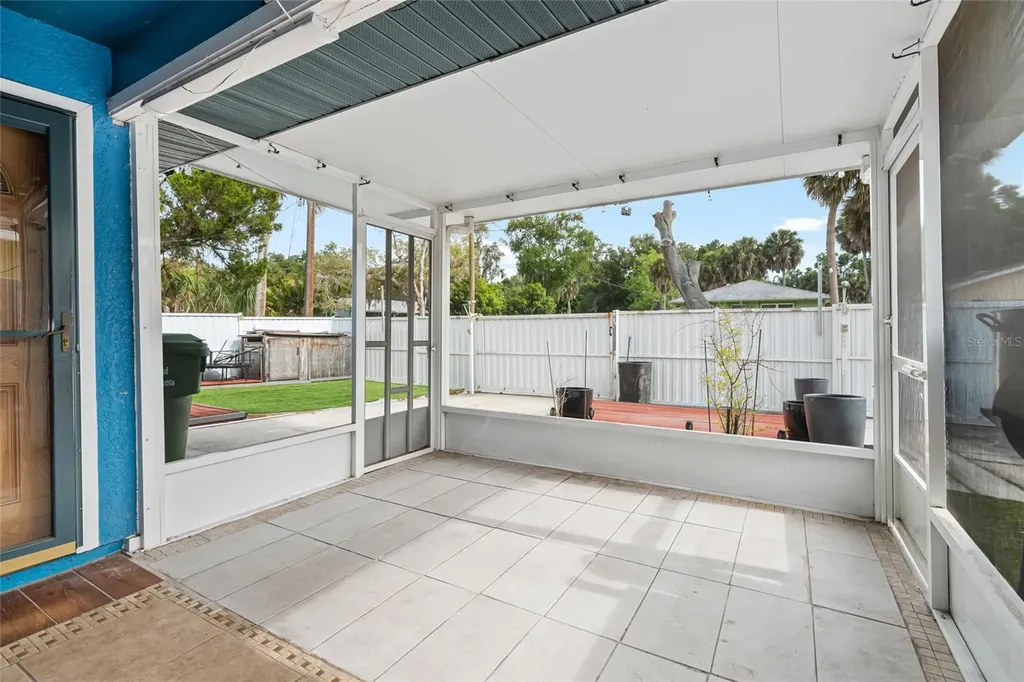 1289 42nd Street Sarasota FL 34234