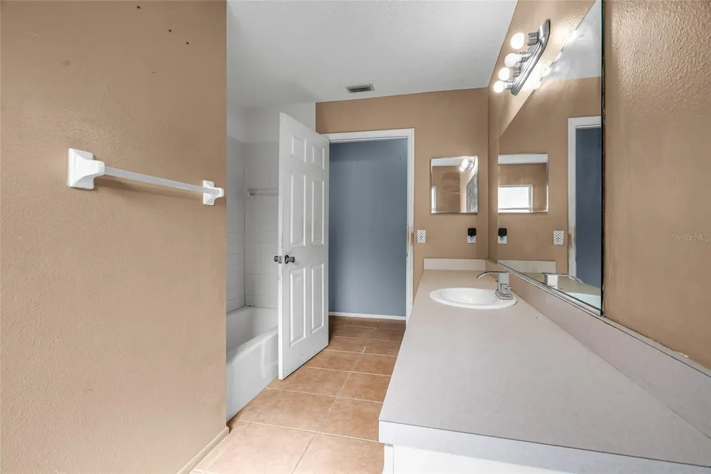 1289 42nd Street Sarasota FL 34234