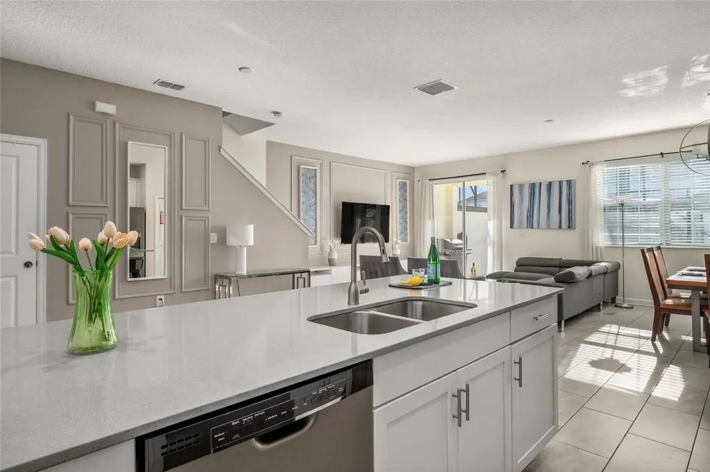 8934 Stinger Drive Davenport FL 33896