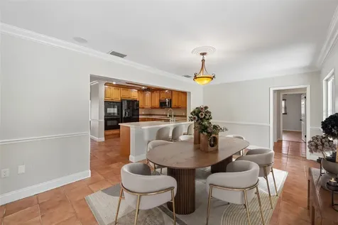 209 Palm Avenue Nokomis FL 34275