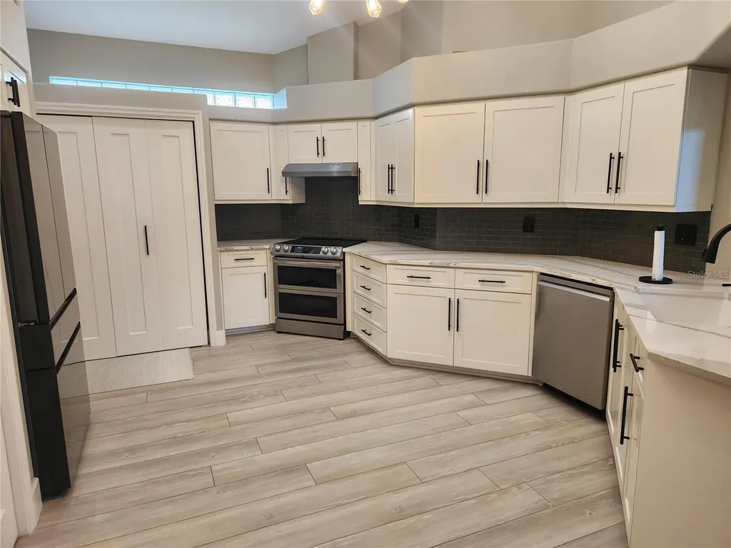 3761 Amapola Lane Sarasota FL 34238