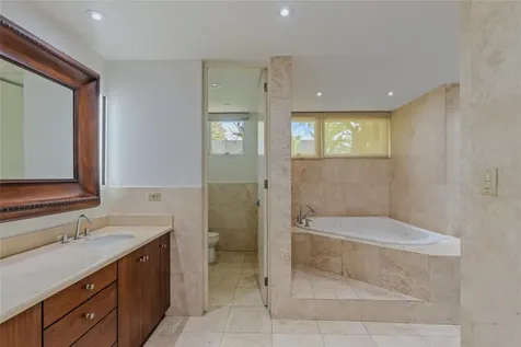30, G St., Villa Caparra G Guaynabo PR 00966