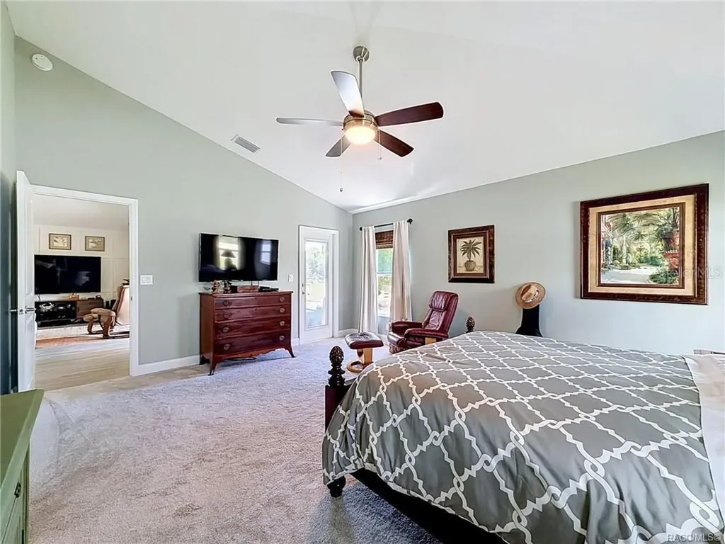 539 W Back Nine Circle Beverly Hills FL 34465