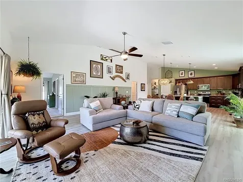 539 W Back Nine Circle Beverly Hills FL 34465