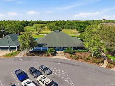 539 W Back Nine Circle Beverly Hills FL 34465