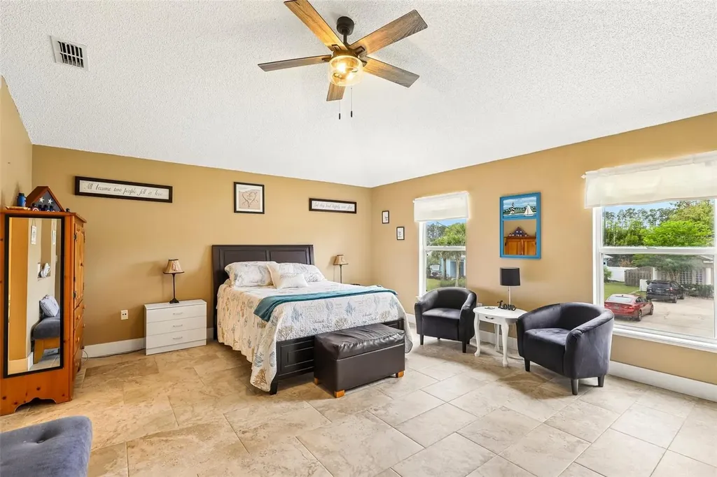 17 Pinell Lane Palm Coast FL 32164