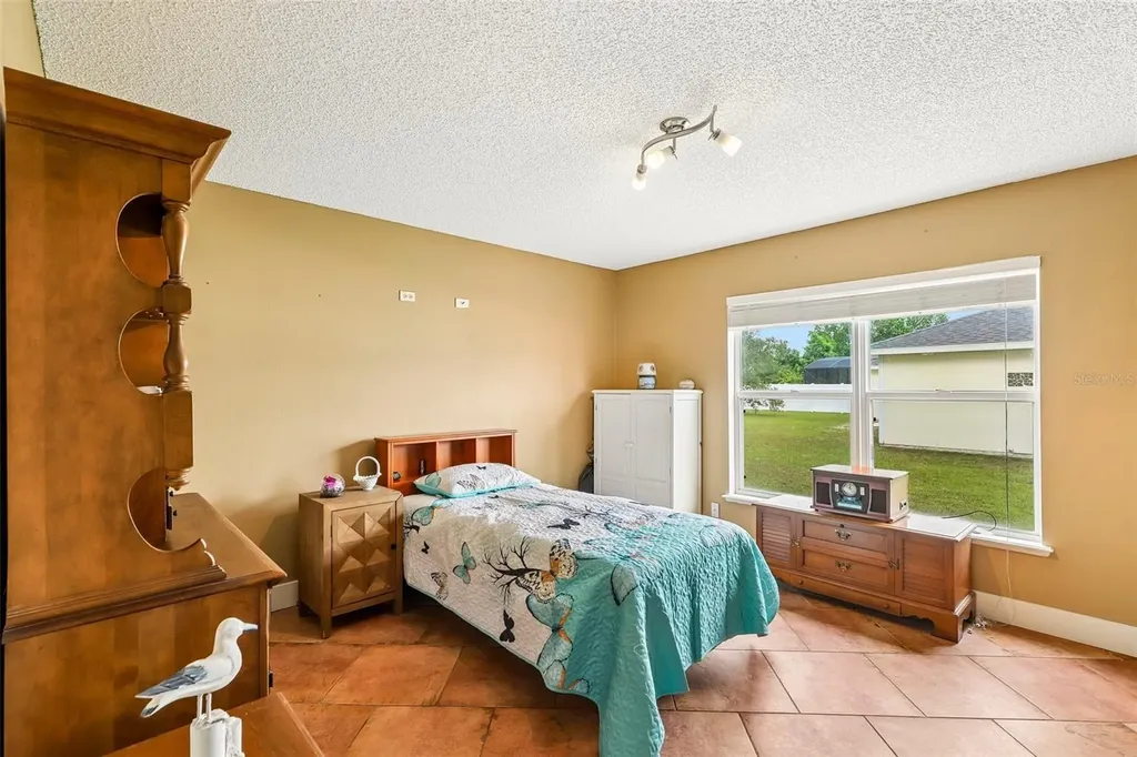 17 Pinell Lane Palm Coast FL 32164